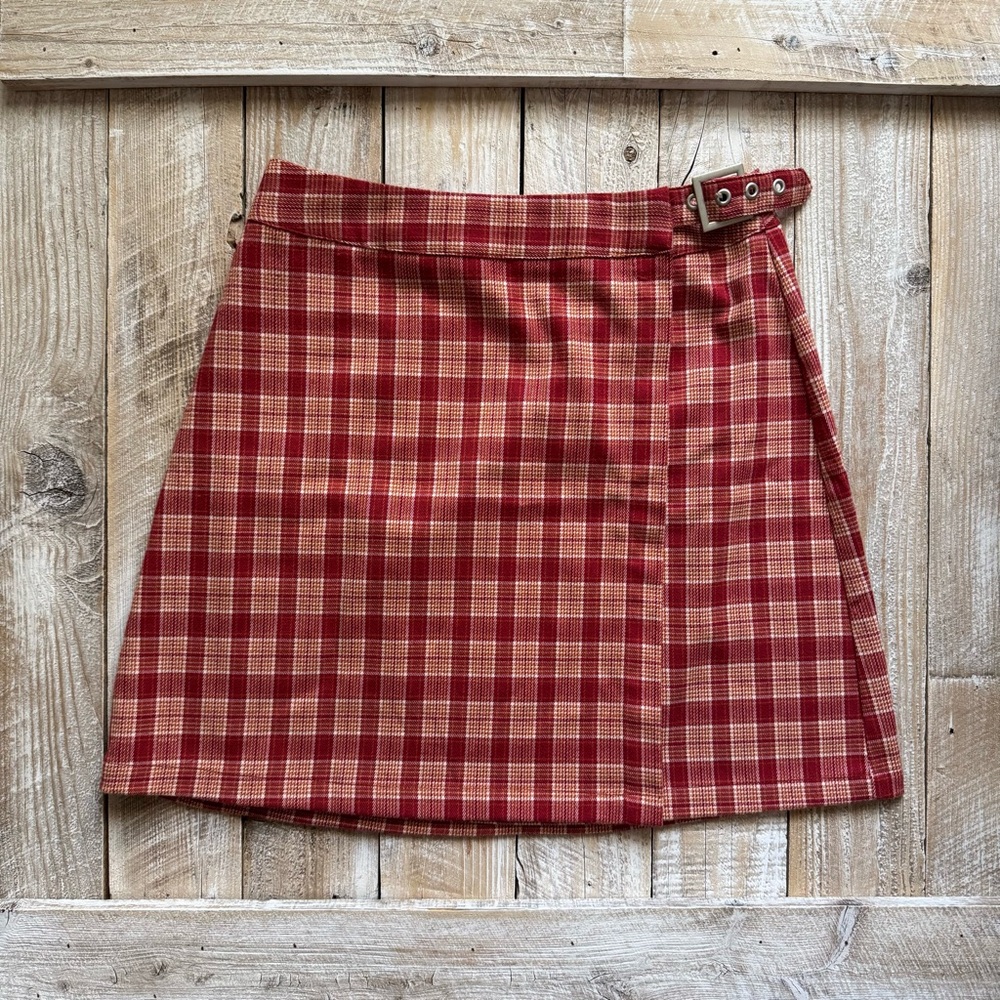 Brandy Melville Plaid Buckle Belt Picnic A-Line Mini Skirt